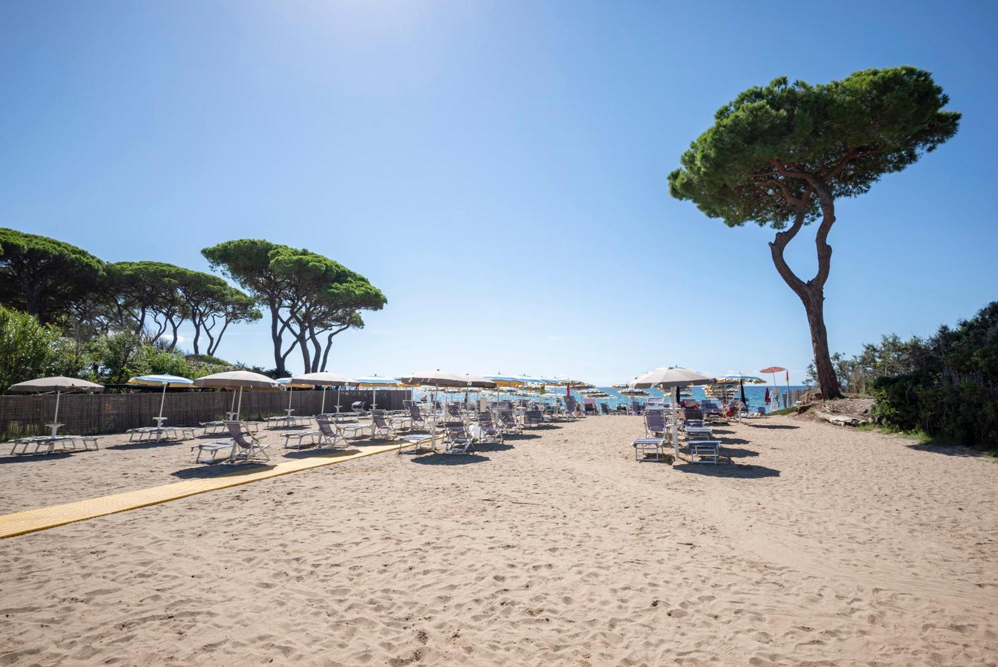 Villaggio Il Girasole Follonica Eksteriør bilde