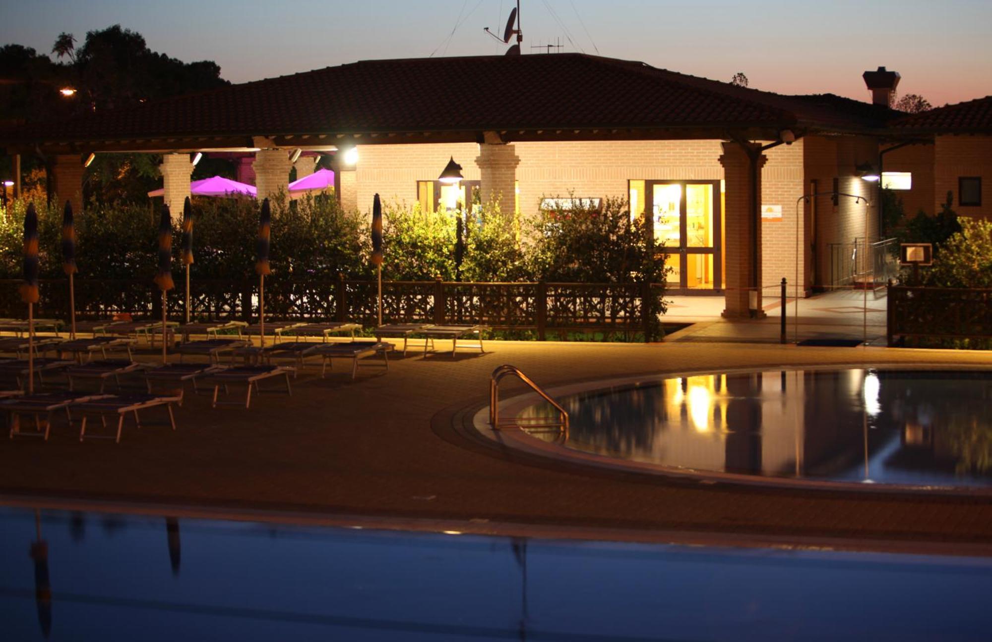 Villaggio Il Girasole Follonica Eksteriør bilde